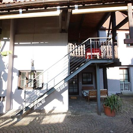 Ferienwohnungen Domblick Mit Historischem Innenhof Speyer Exteriör bild